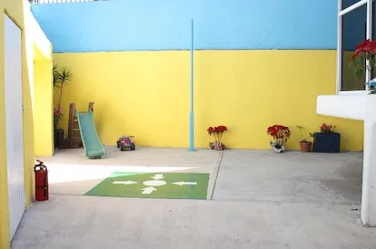 Patio Exterior al Aire Libre en Escuela